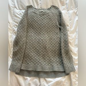 Women’s grey wool knit sweater, size small.
